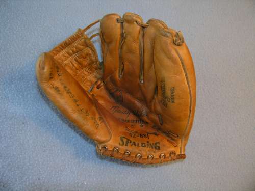 Maury Wills Spalding 42 881 Front Doug